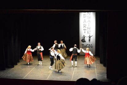 Gairebé un centenar de persones han gaudit del festival.