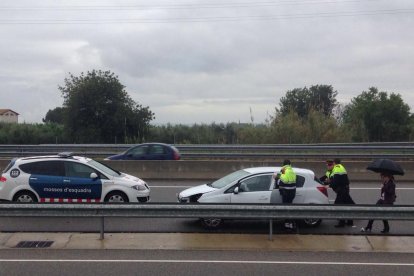 La pluja provoca dos accidents de trànsit al Baix Camp