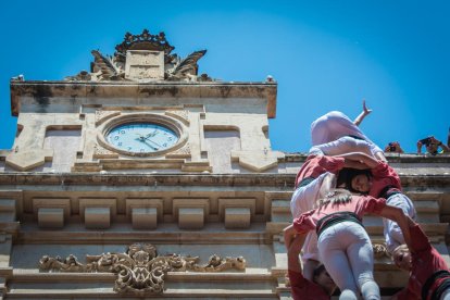 Imatge d'arxiu de la Colla Vella durant la diada de Sant Joan del 2015.