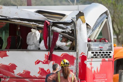 El conductor de l'autocar no podrà declarar avui dilluns per una contusió pulmonar