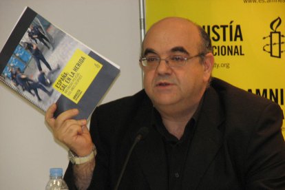 Foto d'arxiu d'Esteban Beltrán, director a Espanya d'Amnistia Internacional.