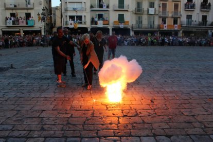 El Mercadal retrona amb el so de l'inici de festa