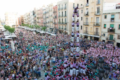 4de9 amb folre de la Colla Jove a la segona ronda.