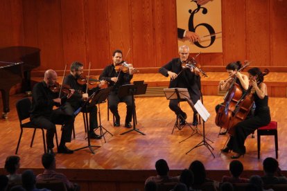 Pla general de l'Orquestra Da Camera Ensemble actuant al 36è FIMPC.