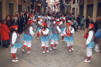 Els Bastoners de Valls en una fotografia del 1993.