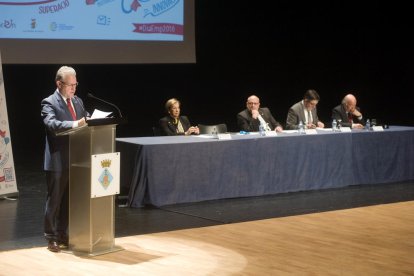 El conseller de Empresa, Jordi Baiget, dirigiéndose al auditorio.