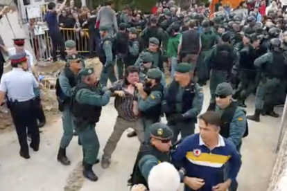 Actuación de la Guardia Civil en Vilabella.