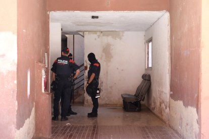 Imagen de la operación antidroga de este miércoles 7 de junio en Campclar.