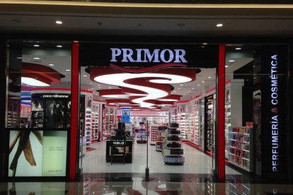 Perfumeries Primor obre una botiga al Parc Central i busca personal per treballar-hi