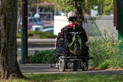 Varias personas de la ciudad han visto cómo se los ha rebajado un punto el grado de dependencia.