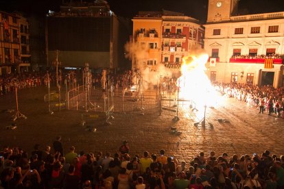 El Mercadal enmudece con una Tronada que petó 'al revés'