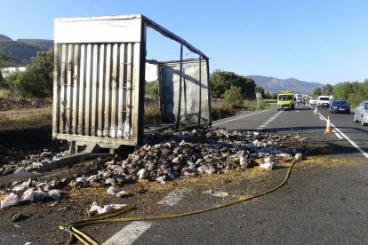 Incendi de la càrrega d'un camió