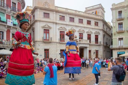 Baile de gegants en Reus por Corpus