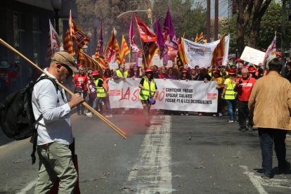 Cabecera de la manifestación sindical en la Rambla Nova.