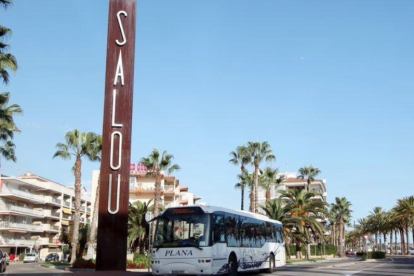 Imatge d'un autobús PLANA a Salou.