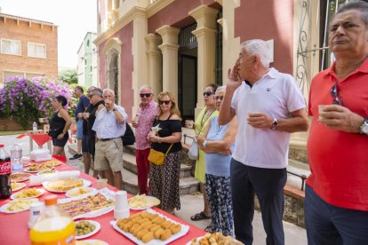 Un vermut va posar punt final aquest diumenge a les festes del barri Mas Vilanova