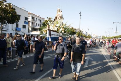 Imagen de archivo de la procesión de la virgen del Carme.