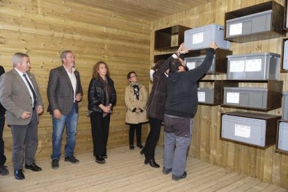 Retorno de los restos óseos al Memorial de las Camposines, en la Fatarella.