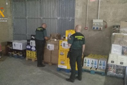 Imatge de la intervenció de la Guàrdia Civil a Tarragona.