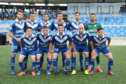 Un onze del CF Badalona, equip que s'enfrontarà al Gimnàstic de Tarragona aquest diumenge a les cinc de la tarda.