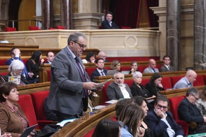 Momento de la intervención de Quim Calatayud en el Parlament.