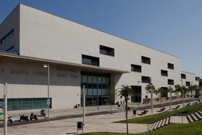 Fachada del Hospital Santo Paz.