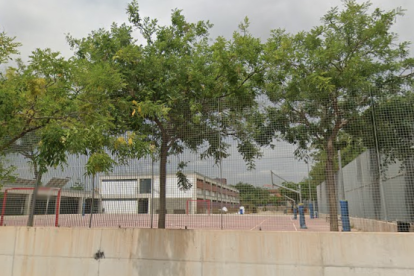 Exterior de la Escuela Mas Clariana.