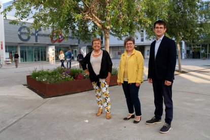 Maria José Figueras, Mercè Gisbert y Josep Pallarès, los tres candidatos a la rectoría de la URV.