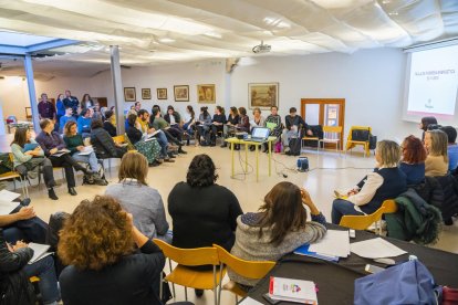 Instante de la reunión de ayer en que asistieron representantes de Cambrils, Salou y Vila-seca.