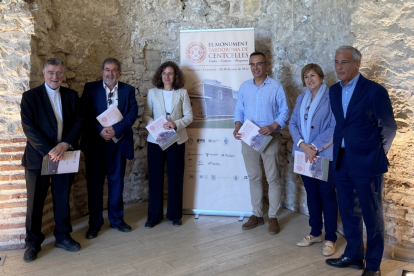 Els impulsors del Congrés internacional sobre el monument tardoromà de Centcelles en la presentació del certamen.