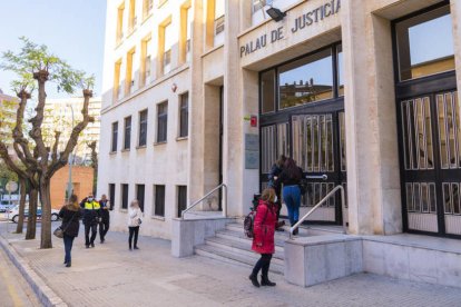 L'edifici de l'Audiència Provincial, que s'ha de substituir pel nou Fòrum Judicial.