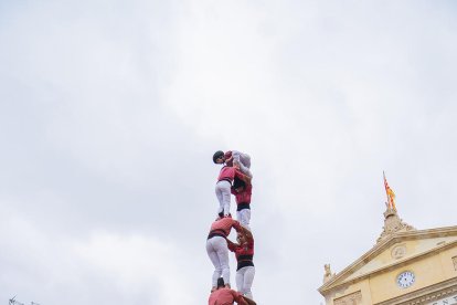 2 de 8 net de la Colla Vella dels Xiquets de Valls.