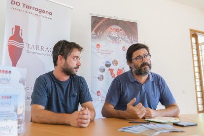 Xavier Ferrer i Oriol Pérez en la presentació de les activitats.