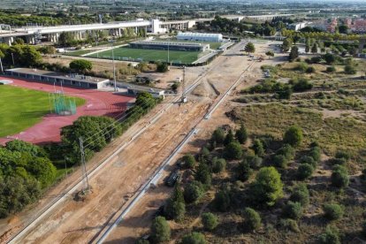 El vial conectará la nueva estación de tren, el polígono Belianes sur, el parque de Bombers y el casco urbano.