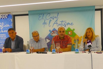 Imatge de la presentació del 'Sopar benèfic per l'autisme' que se celebrarà a Salou.