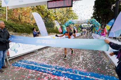 Àngel Martínez, guanyador de la categoría masculina de 10K.