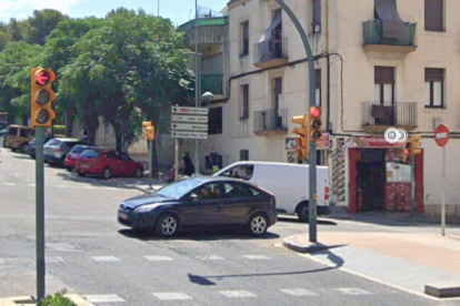 Avinguda Catalunya amb carrer Maria Cristina.