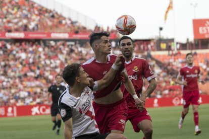 Nil Jiménez és l'home fix a l'extrem esquerre dels onzes d'Agné en els últims duels del Nàstic.