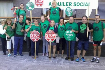 La PAHdel Baix Gaià s'ha fet ressó de la denúncia contra l'advocat a les xarxes socials.