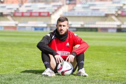 El excapitán Álex Colorado competirá la próxima temporada en el Llagostera