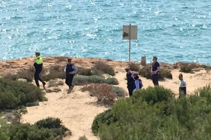 Troben un projectil de la Guerra Civil a la zona dels Morrots de Cala Romana