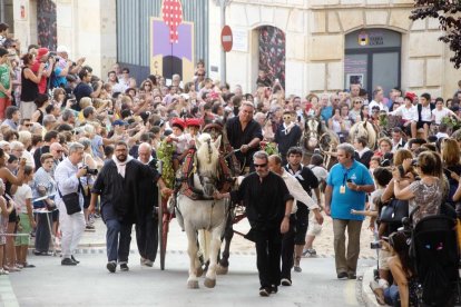 L'aigua beneïda de Sant Magí fa la seva entrada triomfal a Tarragona