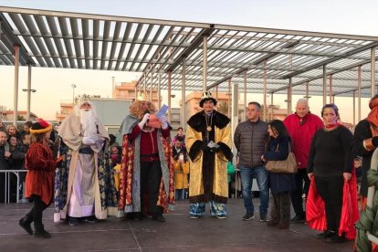 Els tres Reis d'Orient després de la seva arribada a Segur de Calafell.