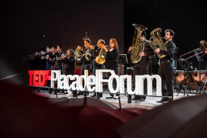 El TEDxPlaçadelFòrum 2016 fa un clam a la diferència