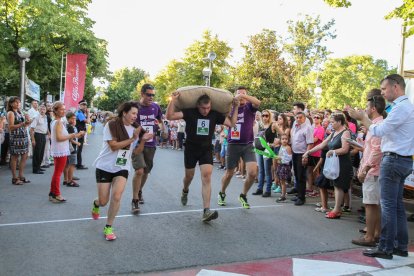 Les curses de portadors de sacs d'avellanes són una dels actes més tradicionals i esperats.