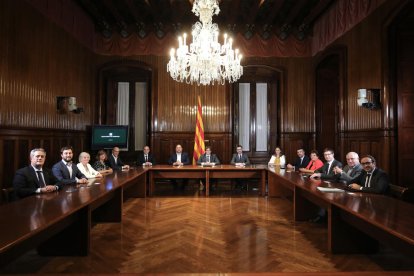 El Consell Executiu reunit al Parlament per signar el decret de convocatòria del referèndum de l'1-O.