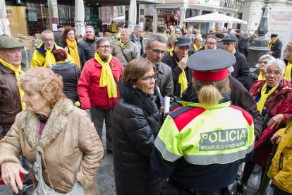 Los Mossos d'Esquadra han controlado que los manifestantes no llevaran la pancarta