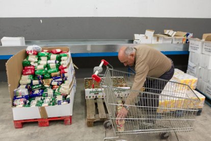 El Banco de los Alimentos distribuye medio millón más de kilos que el 2014