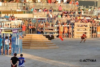 La desencajonada del boul denunciada por Actyma en la Delegación Territorial del Juego y de Espectáculos en las Terres de l'Ebre