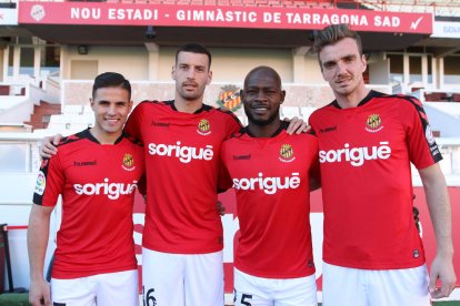 Luismi, Bruno Perone, Achille Emaná y Manu Barreiro son las cuatro caras nuevas del Nàstic de este mercado de invierno.